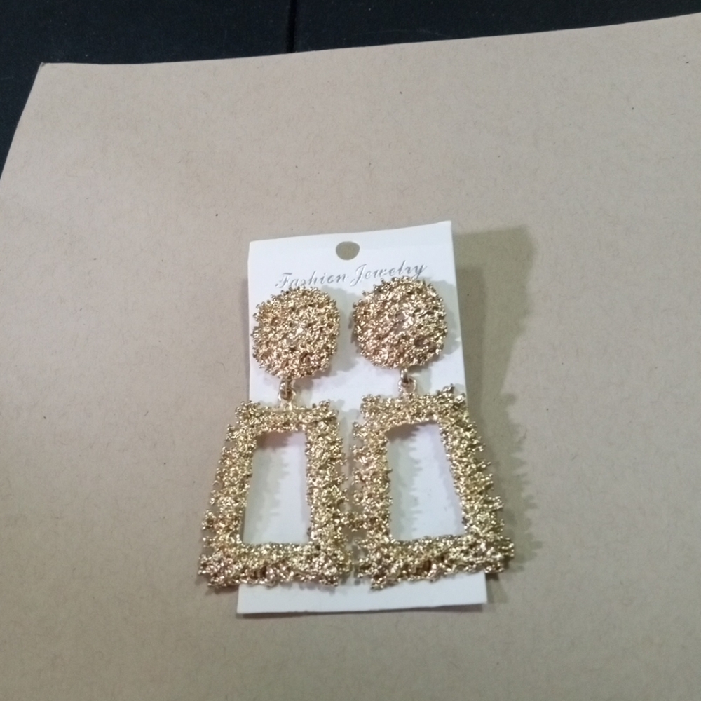 Geometric Gold Nugget Textured Drop Y2K Style Earrings NEW